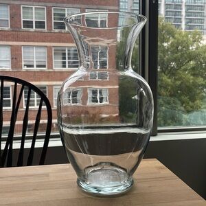 Like NEW traditional glass vase 11.5 x 5.5 inches